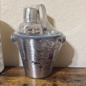 Silver Bar Accessories Ice Bucket with Handle